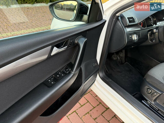 Белый Фольксваген Пассат, объемом двигателя 1.6 л и пробегом 227 тыс. км за 11999 $, фото 30 на Automoto.ua