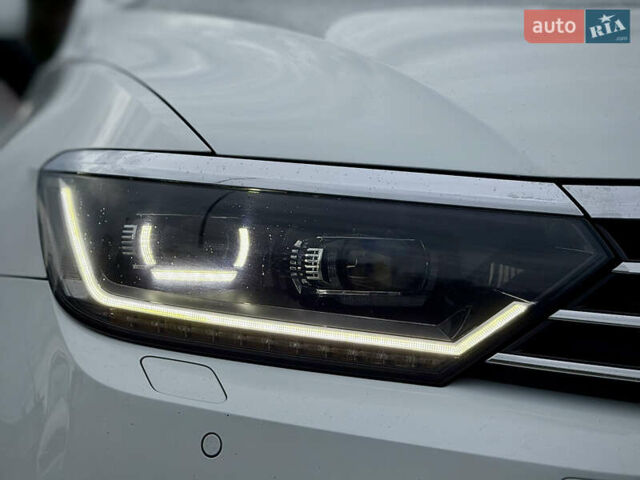 Белый Фольксваген Пассат, объемом двигателя 2 л и пробегом 252 тыс. км за 13999 $, фото 8 на Automoto.ua