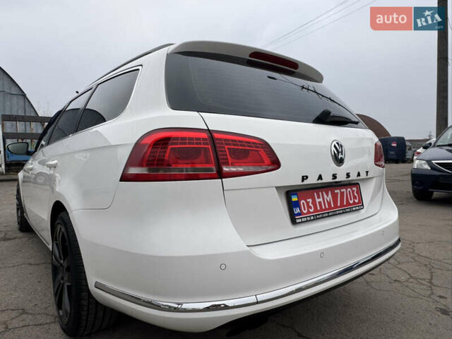 Білий Фольксваген Пассат, об'ємом двигуна 2 л та пробігом 276 тис. км за 12300 $, фото 31 на Automoto.ua