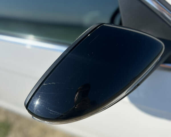 Белый Фольксваген Пассат, объемом двигателя 1.6 л и пробегом 256 тыс. км за 10300 $, фото 11 на Automoto.ua