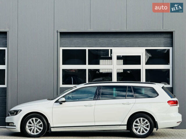 Белый Фольксваген Пассат, объемом двигателя 2 л и пробегом 291 тыс. км за 13500 $, фото 4 на Automoto.ua