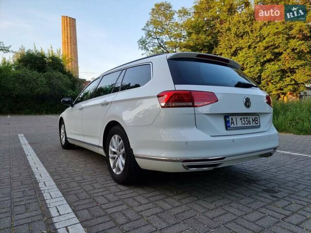 Белый Фольксваген Пассат, объемом двигателя 1.6 л и пробегом 267 тыс. км за 12750 $, фото 13 на Automoto.ua