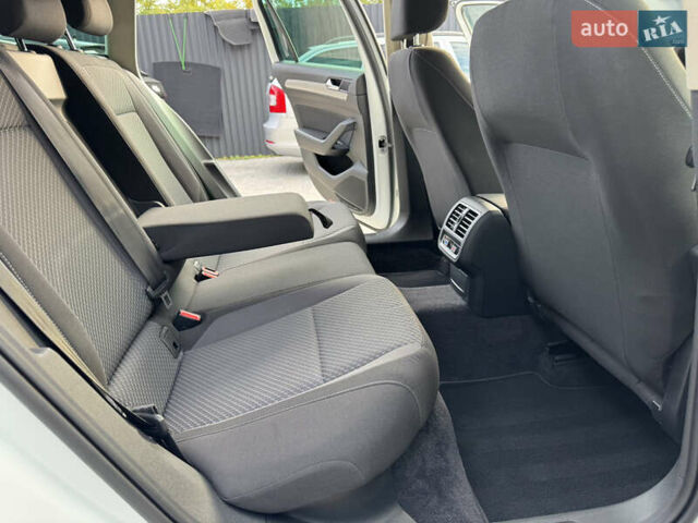 Белый Фольксваген Пассат, объемом двигателя 2 л и пробегом 291 тыс. км за 13500 $, фото 32 на Automoto.ua