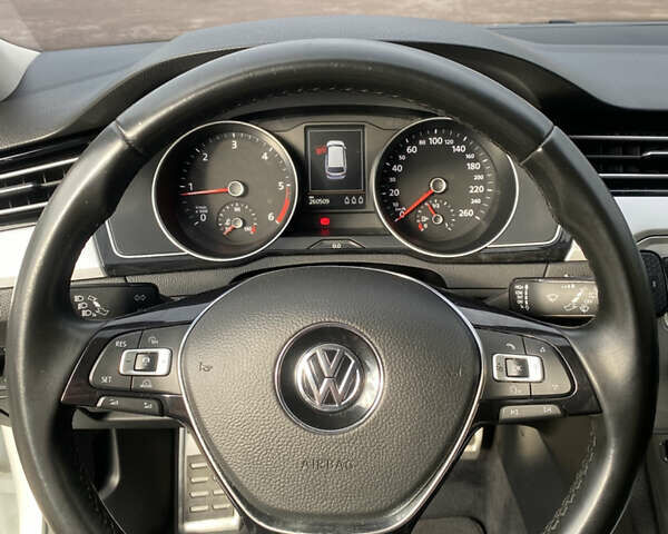 Білий Фольксваген Пассат, об'ємом двигуна 1.97 л та пробігом 260 тис. км за 15200 $, фото 19 на Automoto.ua