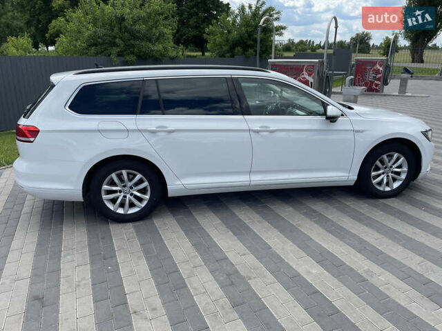 Белый Фольксваген Пассат, объемом двигателя 1.97 л и пробегом 295 тыс. км за 15200 $, фото 2 на Automoto.ua