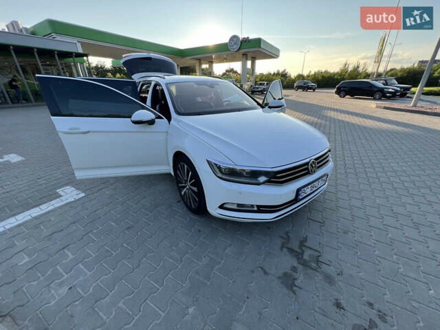 Білий Фольксваген Пассат, об'ємом двигуна 1.6 л та пробігом 245 тис. км за 12700 $, фото 14 на Automoto.ua