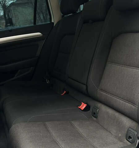 Білий Фольксваген Пассат, об'ємом двигуна 1.97 л та пробігом 301 тис. км за 14999 $, фото 15 на Automoto.ua