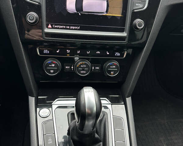 Белый Фольксваген Пассат, объемом двигателя 1.97 л и пробегом 246 тыс. км за 14999 $, фото 23 на Automoto.ua