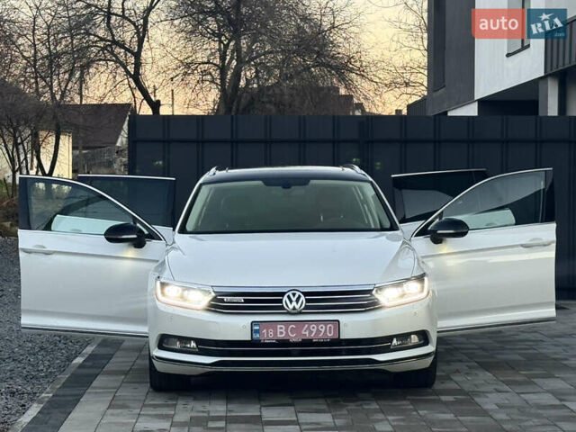 Білий Фольксваген Пассат, об'ємом двигуна 2 л та пробігом 215 тис. км за 16999 $, фото 5 на Automoto.ua