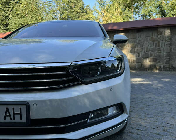 Белый Фольксваген Пассат, объемом двигателя 1.97 л и пробегом 315 тыс. км за 15999 $, фото 1 на Automoto.ua