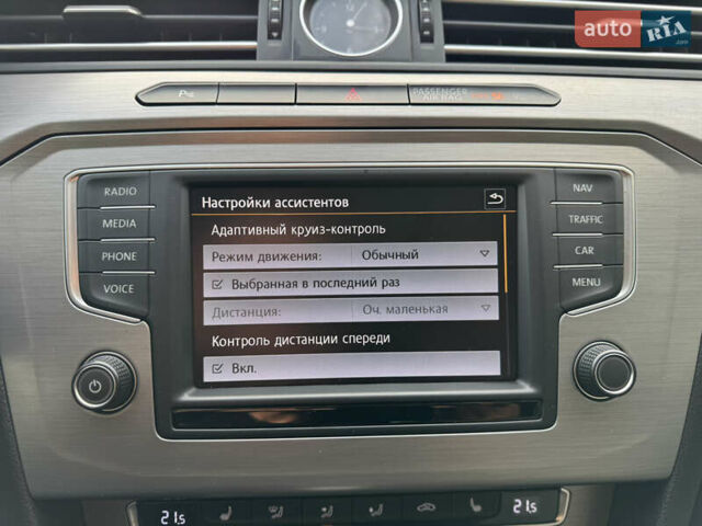 Белый Фольксваген Пассат, объемом двигателя 2 л и пробегом 291 тыс. км за 13500 $, фото 26 на Automoto.ua