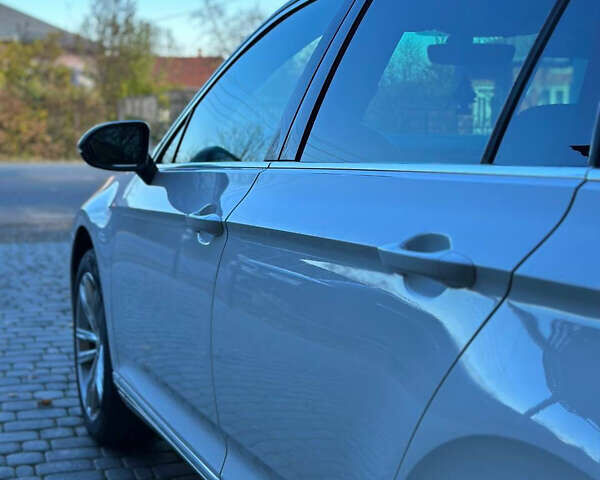 Белый Фольксваген Пассат, объемом двигателя 1.97 л и пробегом 184 тыс. км за 16500 $, фото 17 на Automoto.ua