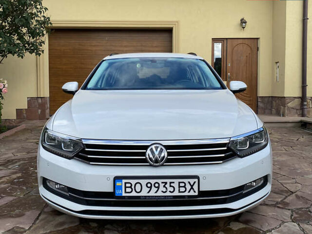 Белый Фольксваген Пассат, объемом двигателя 1.97 л и пробегом 258 тыс. км за 14900 $, фото 1 на Automoto.ua