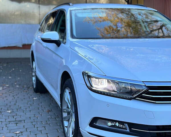 Белый Фольксваген Пассат, объемом двигателя 1.97 л и пробегом 184 тыс. км за 16500 $, фото 9 на Automoto.ua