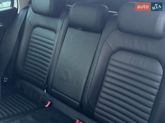 Білий Фольксваген Пассат, об'ємом двигуна 2 л та пробігом 215 тис. км за 16999 $, фото 53 на Automoto.ua