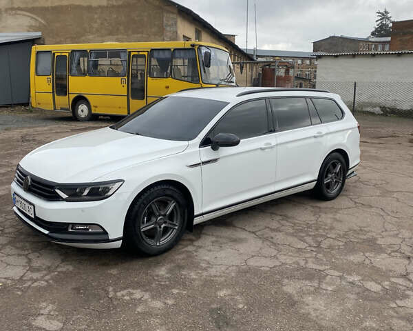 Білий Фольксваген Пассат, об'ємом двигуна 1.97 л та пробігом 260 тис. км за 15200 $, фото 4 на Automoto.ua