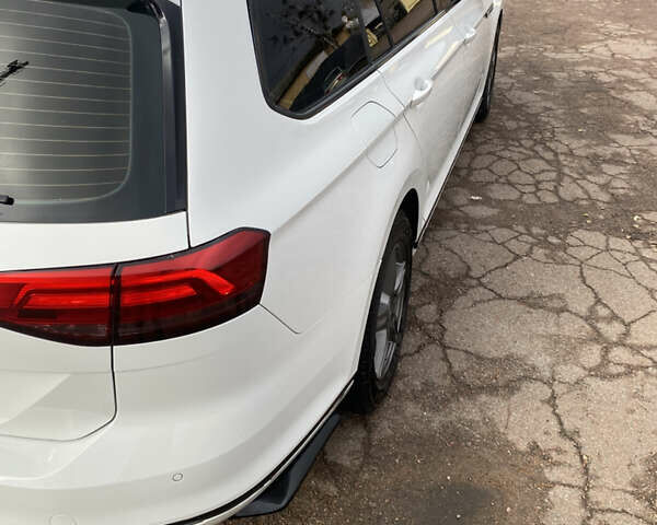 Білий Фольксваген Пассат, об'ємом двигуна 1.97 л та пробігом 260 тис. км за 15200 $, фото 8 на Automoto.ua