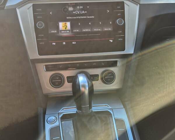 Білий Фольксваген Пассат, об'ємом двигуна 1.97 л та пробігом 302 тис. км за 13200 $, фото 21 на Automoto.ua