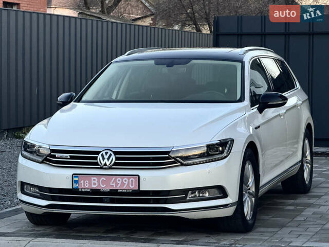 Білий Фольксваген Пассат, об'ємом двигуна 2 л та пробігом 215 тис. км за 16999 $, фото 7 на Automoto.ua