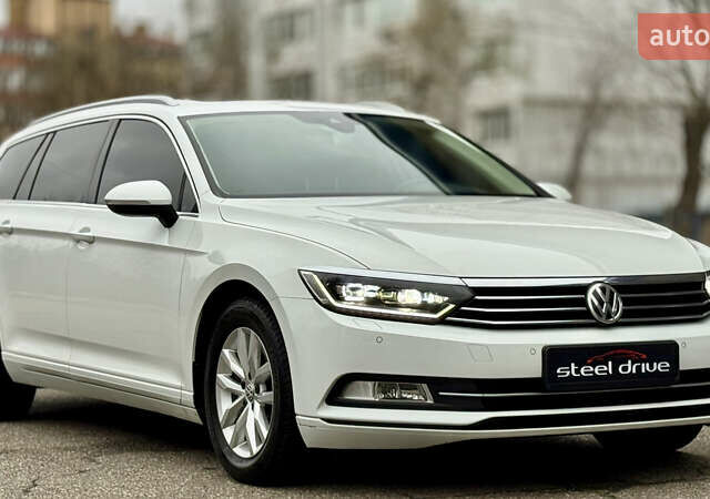 Білий Фольксваген Пассат, об'ємом двигуна 1.97 л та пробігом 301 тис. км за 14999 $, фото 2 на Automoto.ua