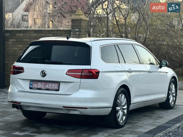 Білий Фольксваген Пассат, об'ємом двигуна 2 л та пробігом 215 тис. км за 16999 $, фото 18 на Automoto.ua