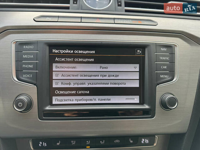 Белый Фольксваген Пассат, объемом двигателя 2 л и пробегом 291 тыс. км за 13500 $, фото 28 на Automoto.ua