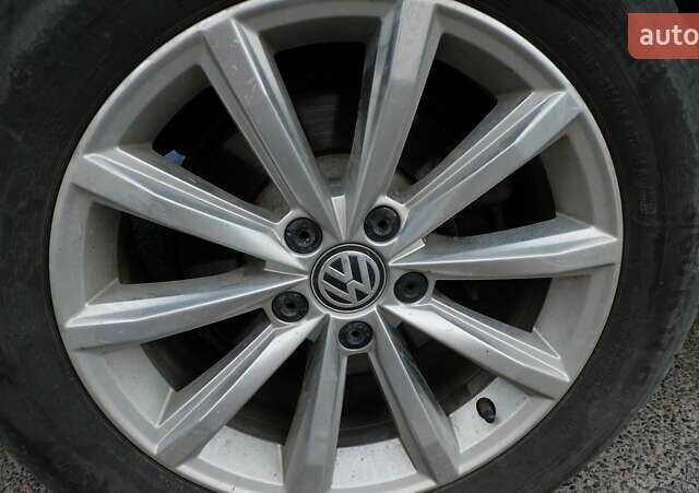 Белый Фольксваген Пассат, объемом двигателя 2 л и пробегом 280 тыс. км за 16400 $, фото 48 на Automoto.ua