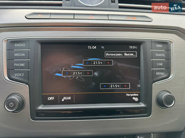 Белый Фольксваген Пассат, объемом двигателя 2 л и пробегом 291 тыс. км за 13500 $, фото 18 на Automoto.ua