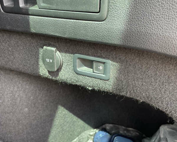 Белый Фольксваген Пассат, объемом двигателя 1.97 л и пробегом 295 тыс. км за 15200 $, фото 13 на Automoto.ua