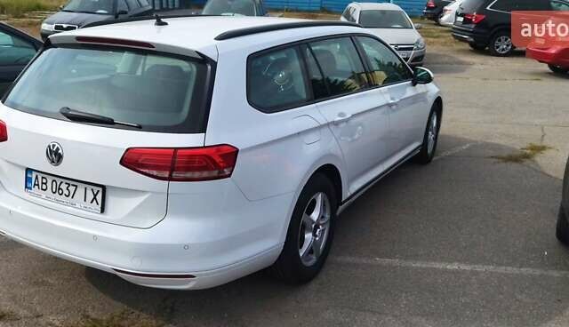 Белый Фольксваген Пассат, объемом двигателя 1.97 л и пробегом 180 тыс. км за 13900 $, фото 1 на Automoto.ua