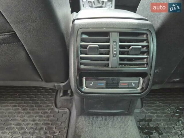 Білий Фольксваген Пассат, об'ємом двигуна 1.97 л та пробігом 344 тис. км за 17400 $, фото 9 на Automoto.ua