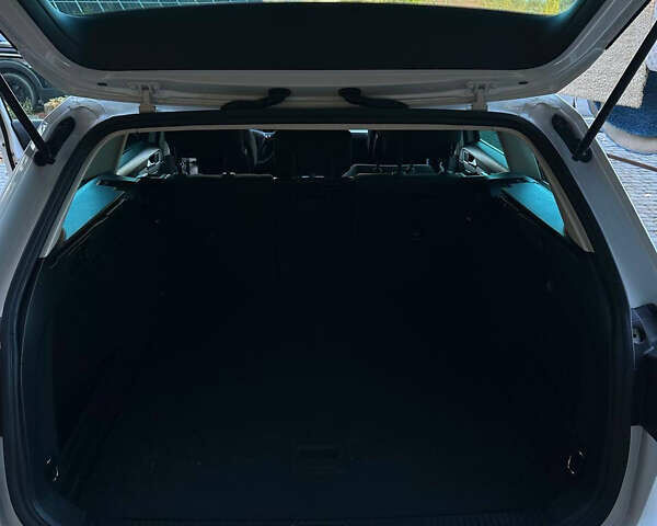 Белый Фольксваген Пассат, объемом двигателя 1.97 л и пробегом 184 тыс. км за 16500 $, фото 39 на Automoto.ua