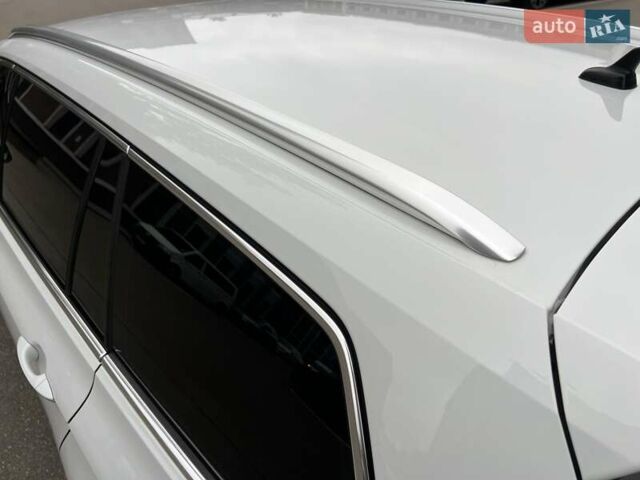 Белый Фольксваген Пассат, объемом двигателя 1.6 л и пробегом 221 тыс. км за 15500 $, фото 10 на Automoto.ua