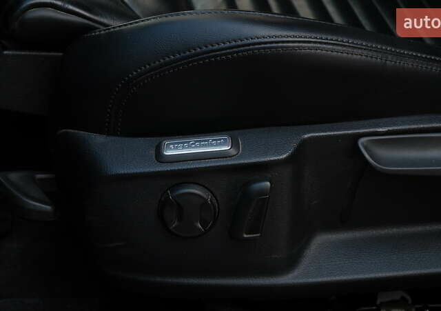 Белый Фольксваген Пассат, объемом двигателя 2 л и пробегом 280 тыс. км за 16400 $, фото 16 на Automoto.ua