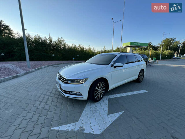 Білий Фольксваген Пассат, об'ємом двигуна 1.6 л та пробігом 245 тис. км за 12700 $, фото 10 на Automoto.ua