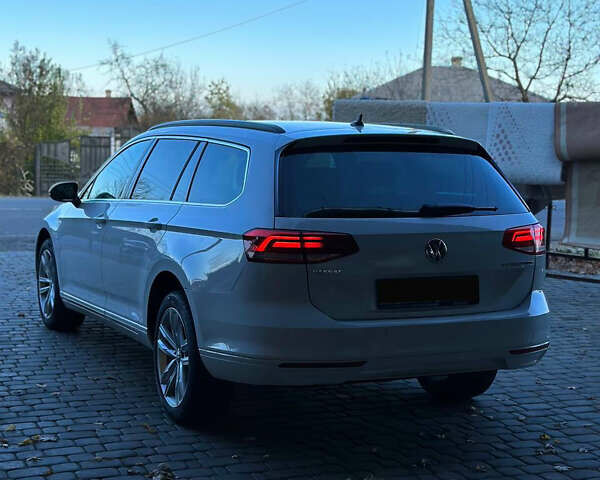 Белый Фольксваген Пассат, объемом двигателя 1.97 л и пробегом 184 тыс. км за 16500 $, фото 15 на Automoto.ua