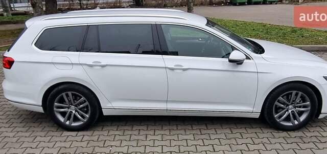 Білий Фольксваген Пассат, об'ємом двигуна 1.97 л та пробігом 245 тис. км за 16500 $, фото 6 на Automoto.ua