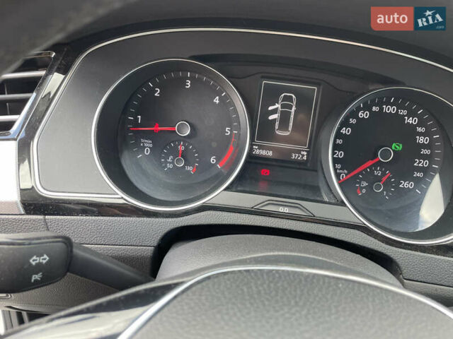 Белый Фольксваген Пассат, объемом двигателя 1.97 л и пробегом 295 тыс. км за 15200 $, фото 12 на Automoto.ua