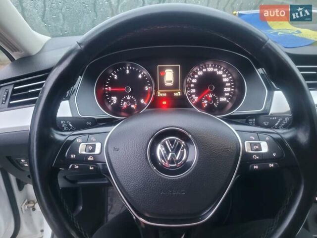 Белый Фольксваген Пассат, объемом двигателя 2 л и пробегом 270 тыс. км за 13500 $, фото 22 на Automoto.ua