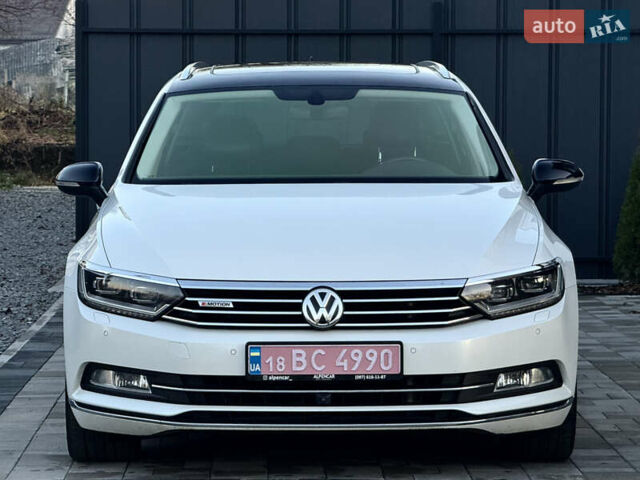 Білий Фольксваген Пассат, об'ємом двигуна 2 л та пробігом 215 тис. км за 16999 $, фото 15 на Automoto.ua