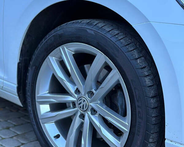 Белый Фольксваген Пассат, объемом двигателя 1.97 л и пробегом 184 тыс. км за 16500 $, фото 10 на Automoto.ua