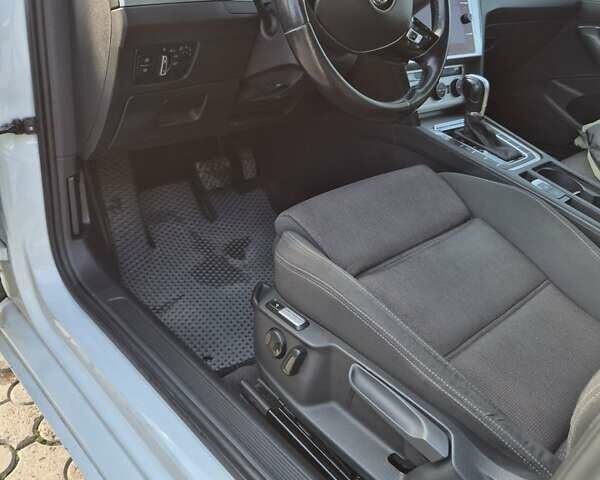 Білий Фольксваген Пассат, об'ємом двигуна 1.97 л та пробігом 302 тис. км за 13200 $, фото 18 на Automoto.ua