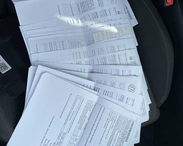 Белый Фольксваген Пассат, объемом двигателя 1.97 л и пробегом 295 тыс. км за 15200 $, фото 16 на Automoto.ua