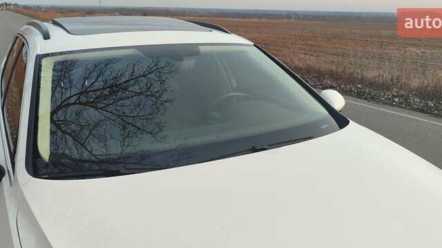 Белый Фольксваген Пассат, объемом двигателя 2 л и пробегом 270 тыс. км за 15000 $, фото 10 на Automoto.ua