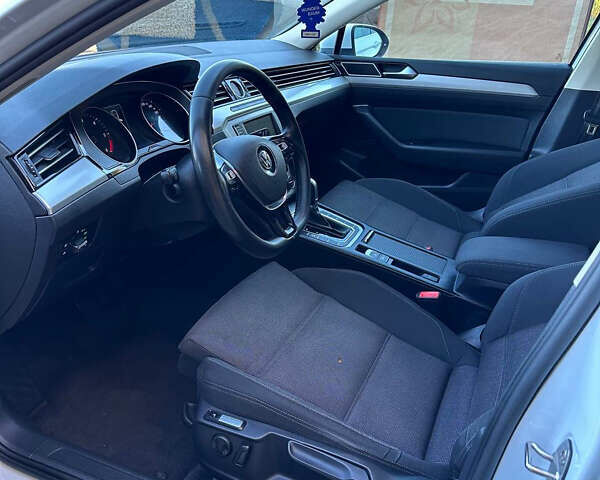 Белый Фольксваген Пассат, объемом двигателя 1.97 л и пробегом 184 тыс. км за 16500 $, фото 36 на Automoto.ua