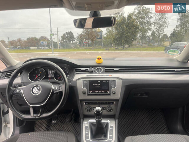 Білий Фольксваген Пассат, об'ємом двигуна 1.97 л та пробігом 312 тис. км за 13200 $, фото 17 на Automoto.ua