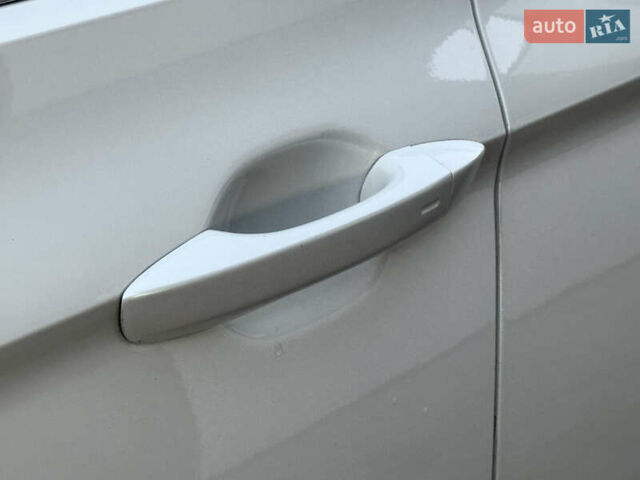 Білий Фольксваген Пассат, об'ємом двигуна 2 л та пробігом 215 тис. км за 16999 $, фото 27 на Automoto.ua