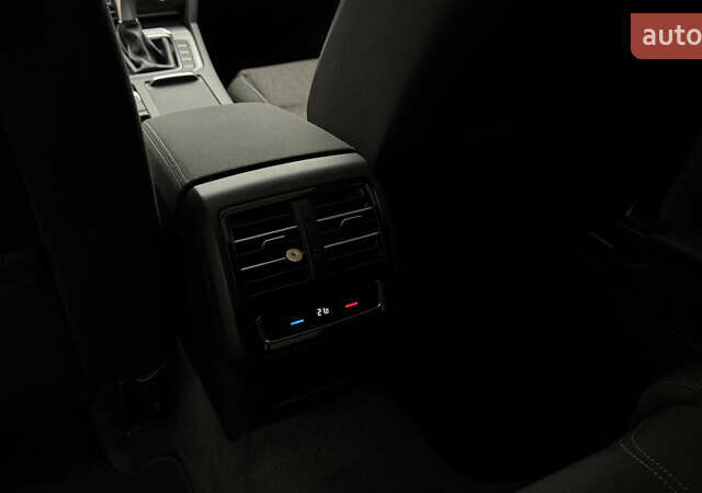 Білий Фольксваген Пассат, об'ємом двигуна 1.97 л та пробігом 301 тис. км за 14999 $, фото 16 на Automoto.ua