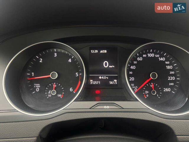 Білий Фольксваген Пассат, об'ємом двигуна 1.97 л та пробігом 312 тис. км за 13200 $, фото 27 на Automoto.ua