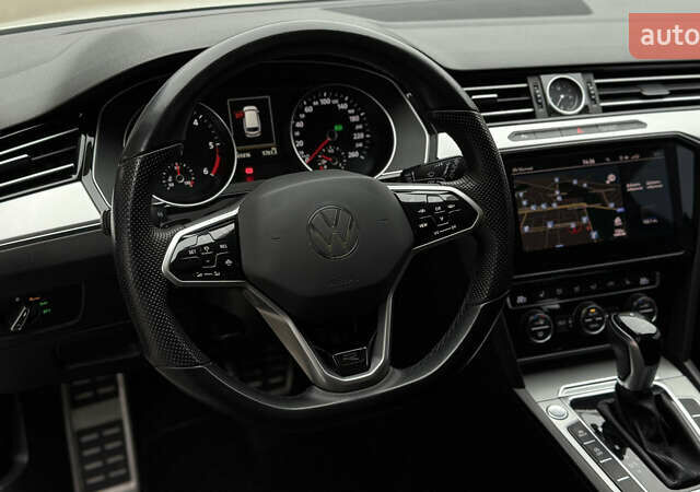 Білий Фольксваген Пассат, об'ємом двигуна 1.97 л та пробігом 301 тис. км за 14999 $, фото 9 на Automoto.ua